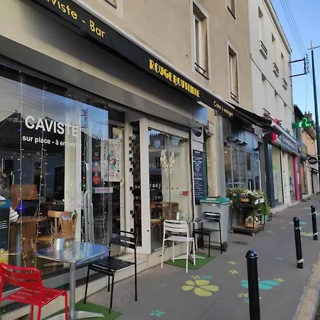 Apartment Shops Available By Foot