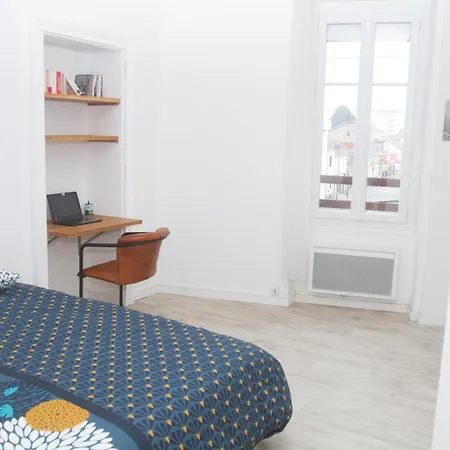 Apartment Shops Available By Foot *